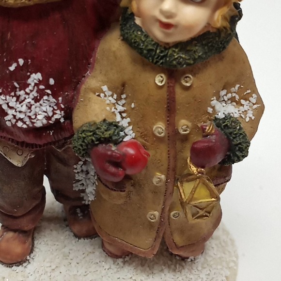 Home Interiors # 56043-03 The Little Christmas Figurine 2003 - Picture 8 of 14